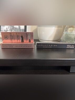 Anastasia Brow Definer Dark Brown .0035oz/.1g Plus Brow Pen Dark Brown .5ml